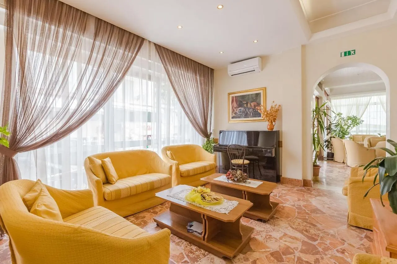 Hotel Arcade Rimini 3*,